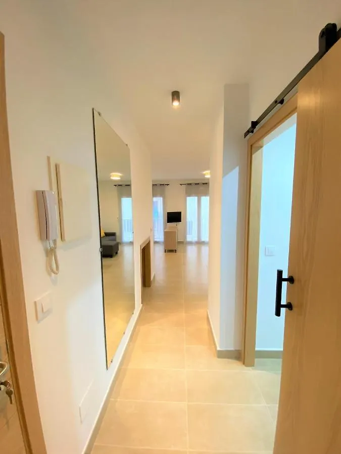 Apartaments L'Escala Centre Apartment