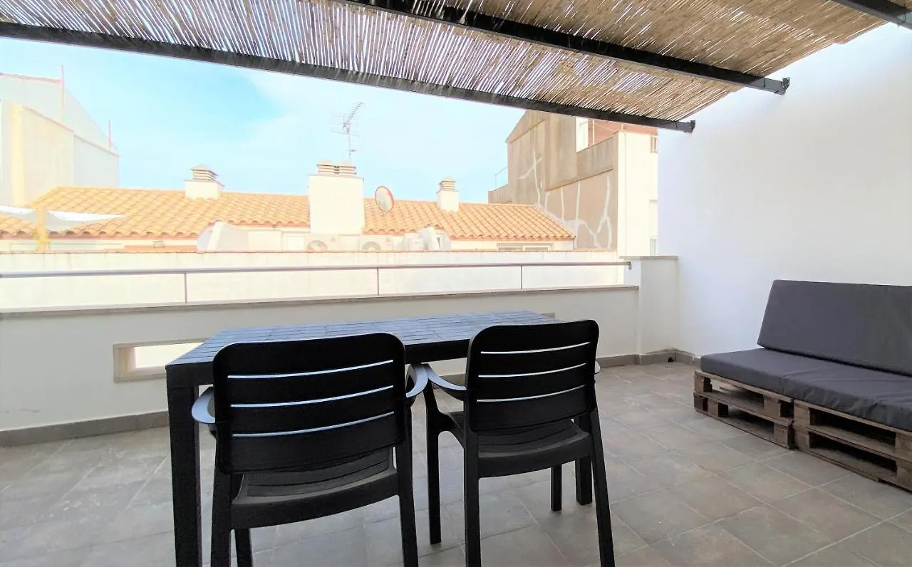 Apartment Apartaments L'Escala Centre Spain